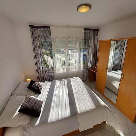 Appartement Vila Rita *